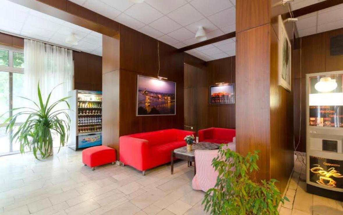 Hermina Apartmanok Westend Budapest Eksteriør billede
