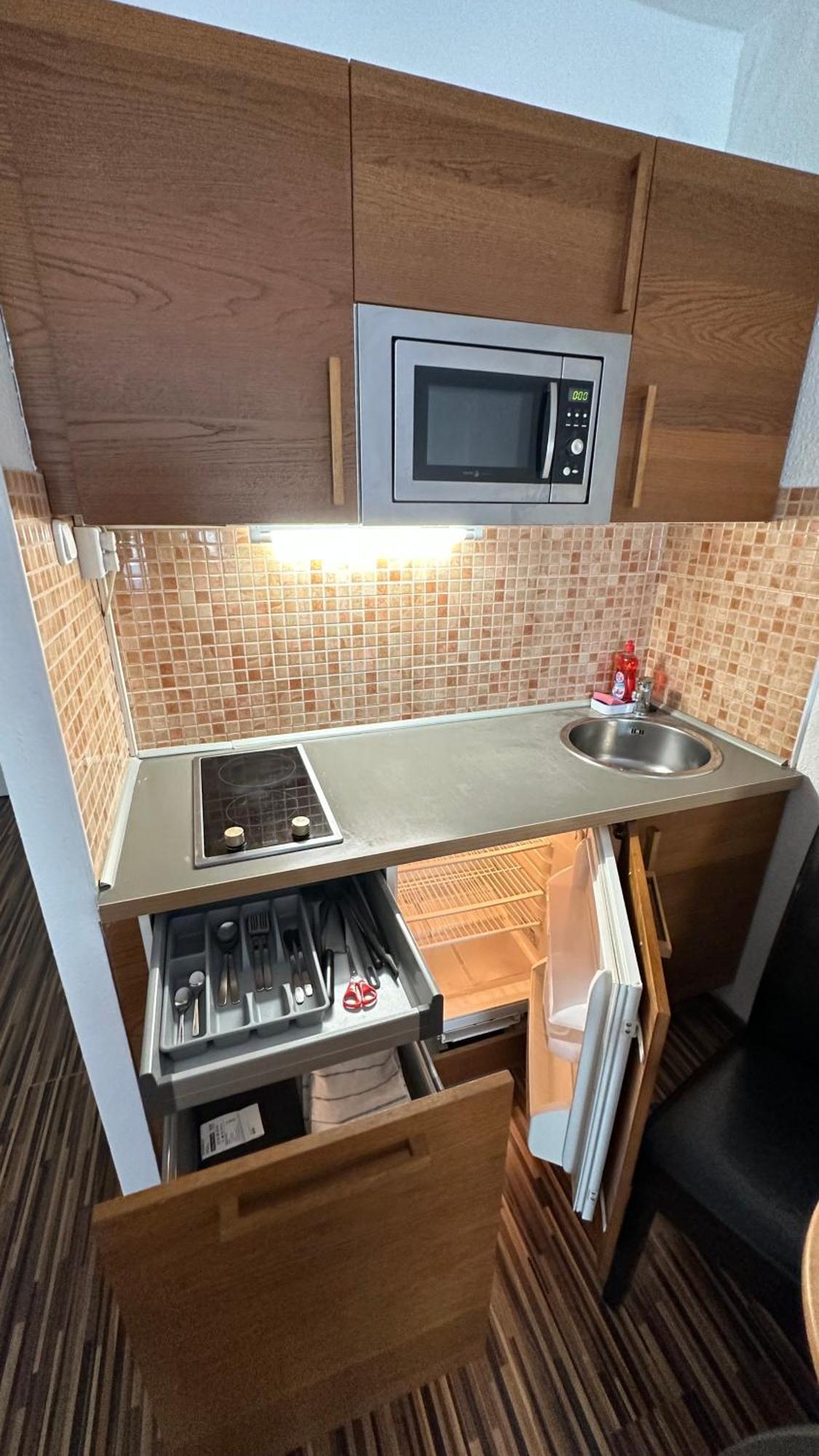 Hermina Apartmanok Westend Budapest Eksteriør billede
